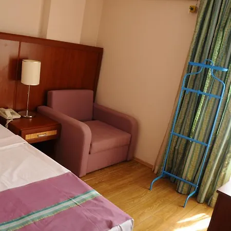 Otel Elysium